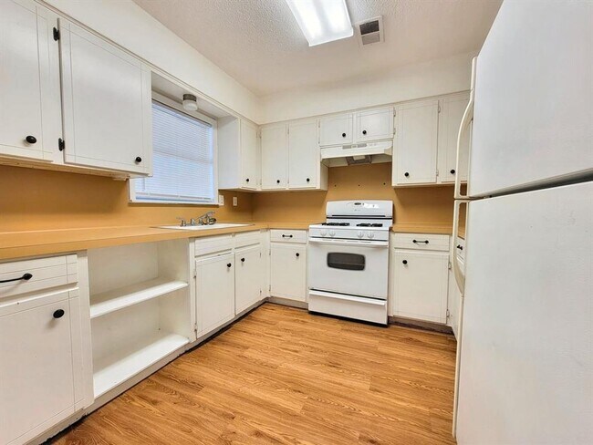 Building Photo - Beautiful 3 BR / 2 BA Home in Round Rock!