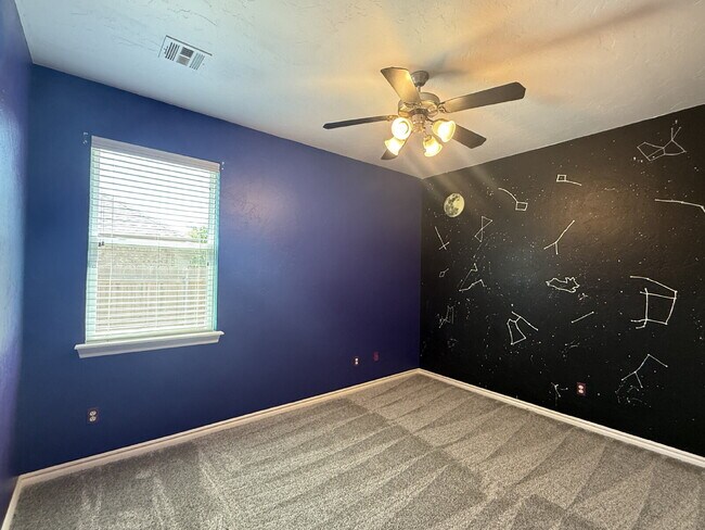 Building Photo - 3-bedroom, 2-bath home with a dedicated study located in The Creeks at Wimberley