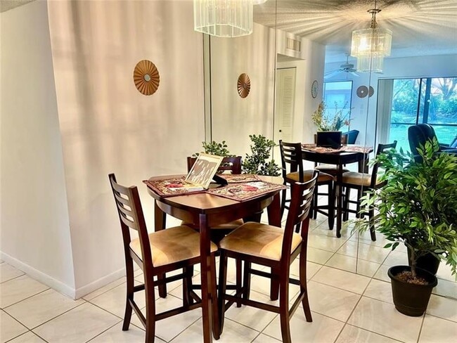 Building Photo - 9360 S Belfort Cir