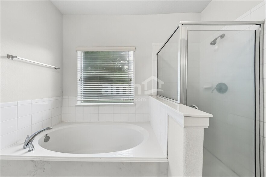 Building Photo - 5702 Rocky Trail Dr