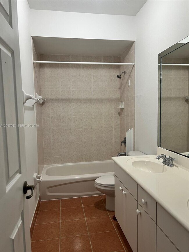 Building Photo - 16475 SW 84th Ln