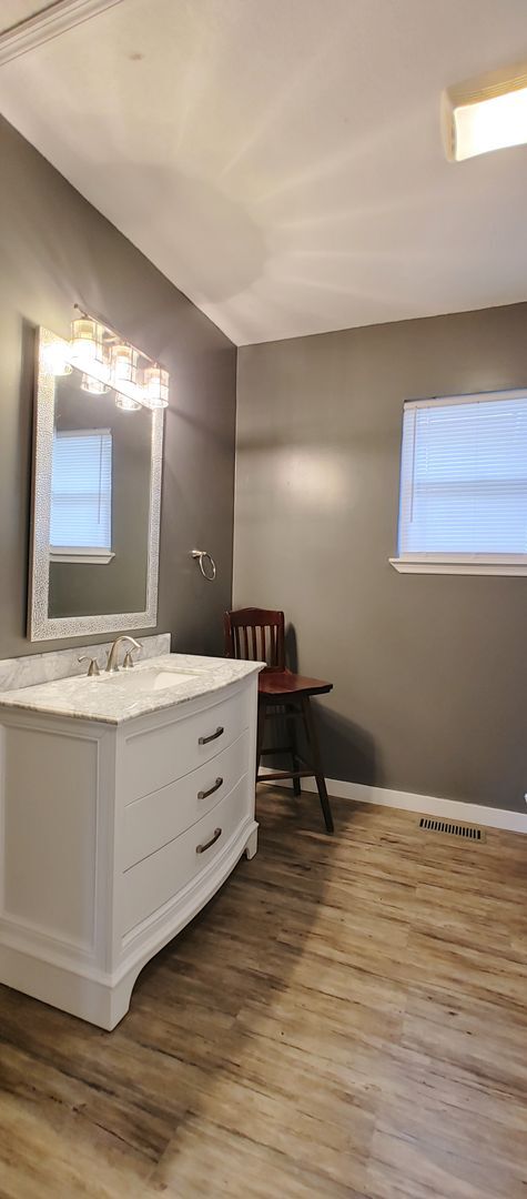 Building Photo - Bungalow in Downtown Chattanooga