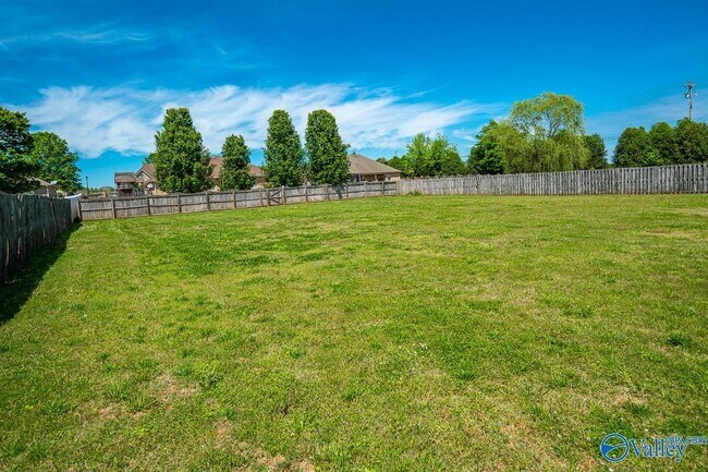 Building Photo - 25520 Gray Stone Dr