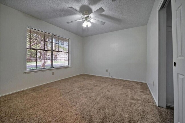 Building Photo - 3103 Pepper Grass Trail