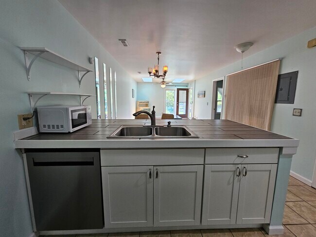 Building Photo - 4489 Little River Inn Ln