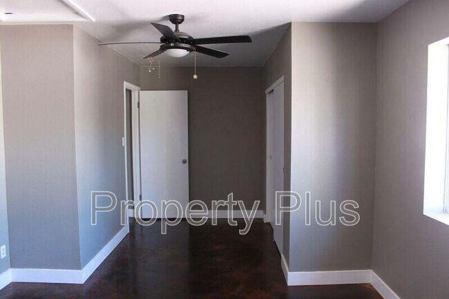 Building Photo - "Spacious 6-Bed, 6-Bath Gem in Tempe – Ideal for Comfort and Style!"