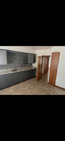 Building Photo - 3758 N 41st St