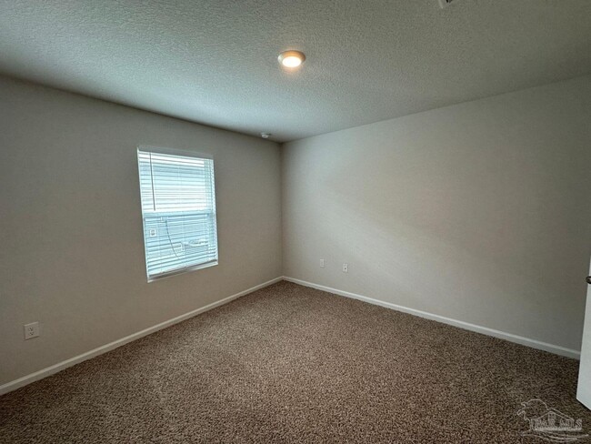 Building Photo - 1929 High Rdg Ct