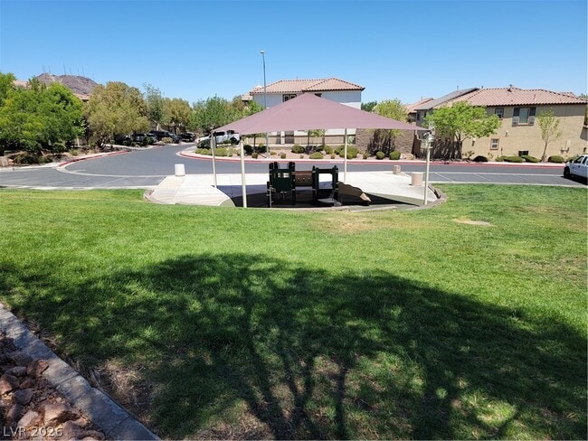 Building Photo - 661 Monument Point St