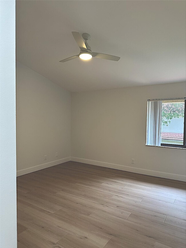 Building Photo - 5710 Coach House Cir