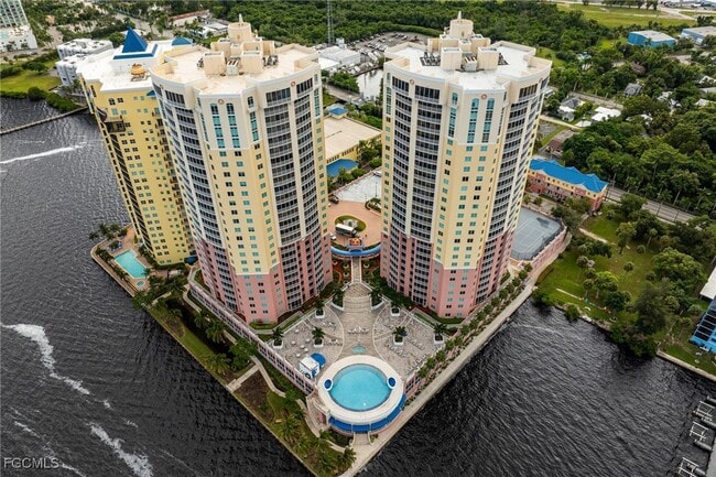 Building Photo - 2743 First St