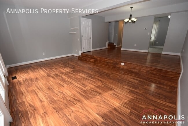 Building Photo - 451 Knottwood Ct