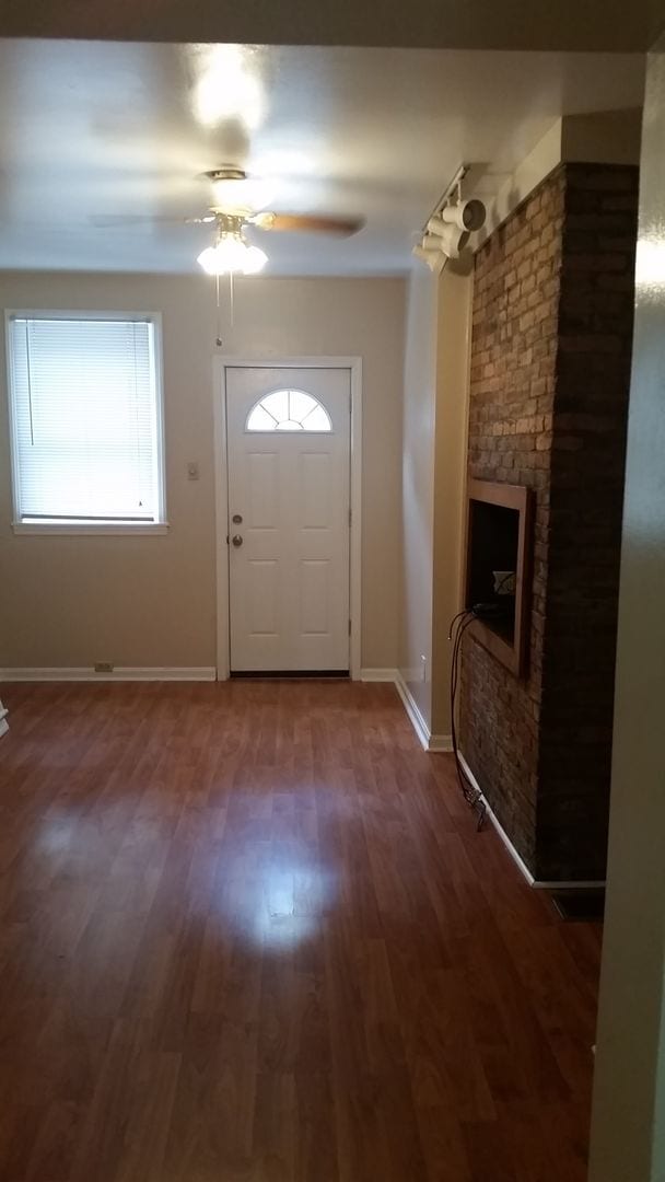 Building Photo - Super cute 1 bedroom apartment on the South Side Flats!