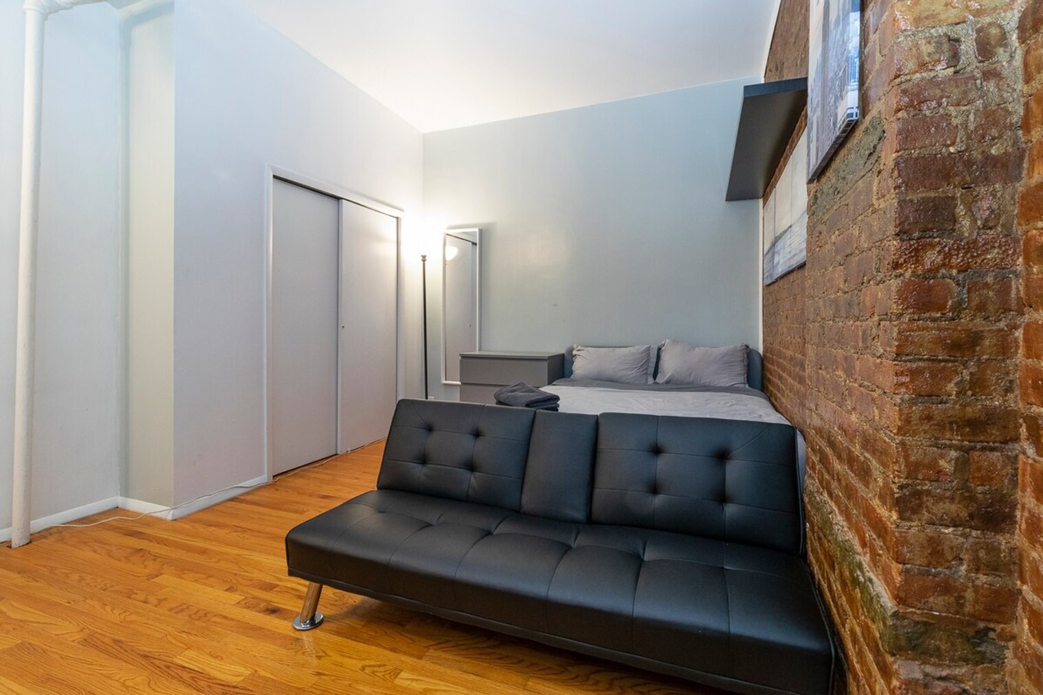 Building Photo - 1789 1st Ave