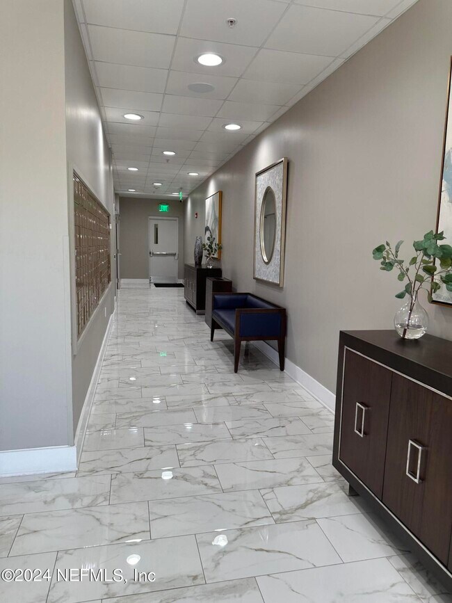 Building Photo - 1478 Riverplace Blvd