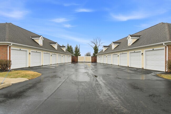 Building Photo - 7728 S Essex Gate Dr