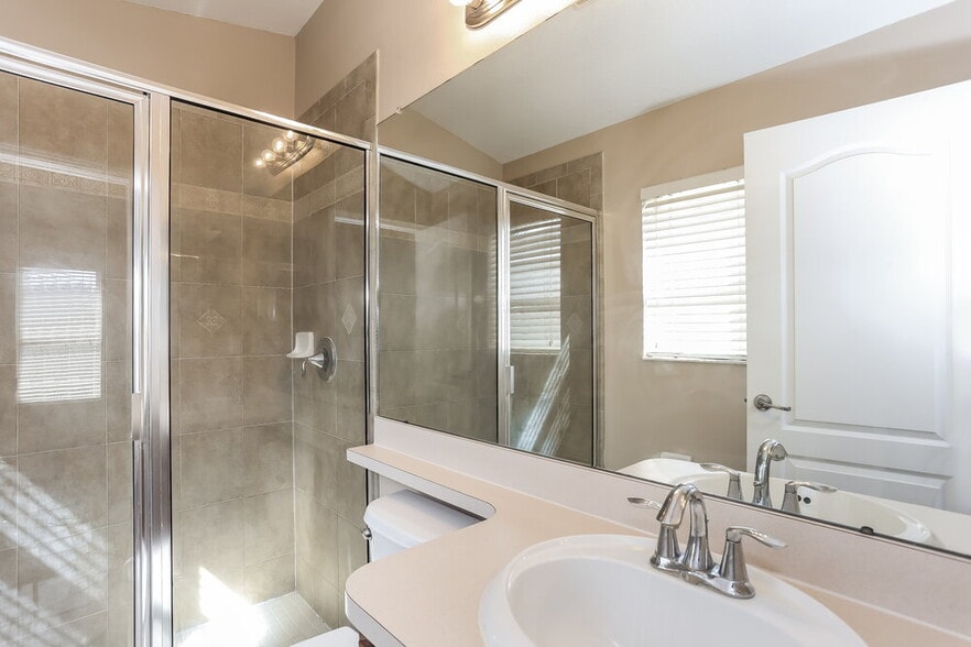 Building Photo - 7804 Maroon Peak Dr