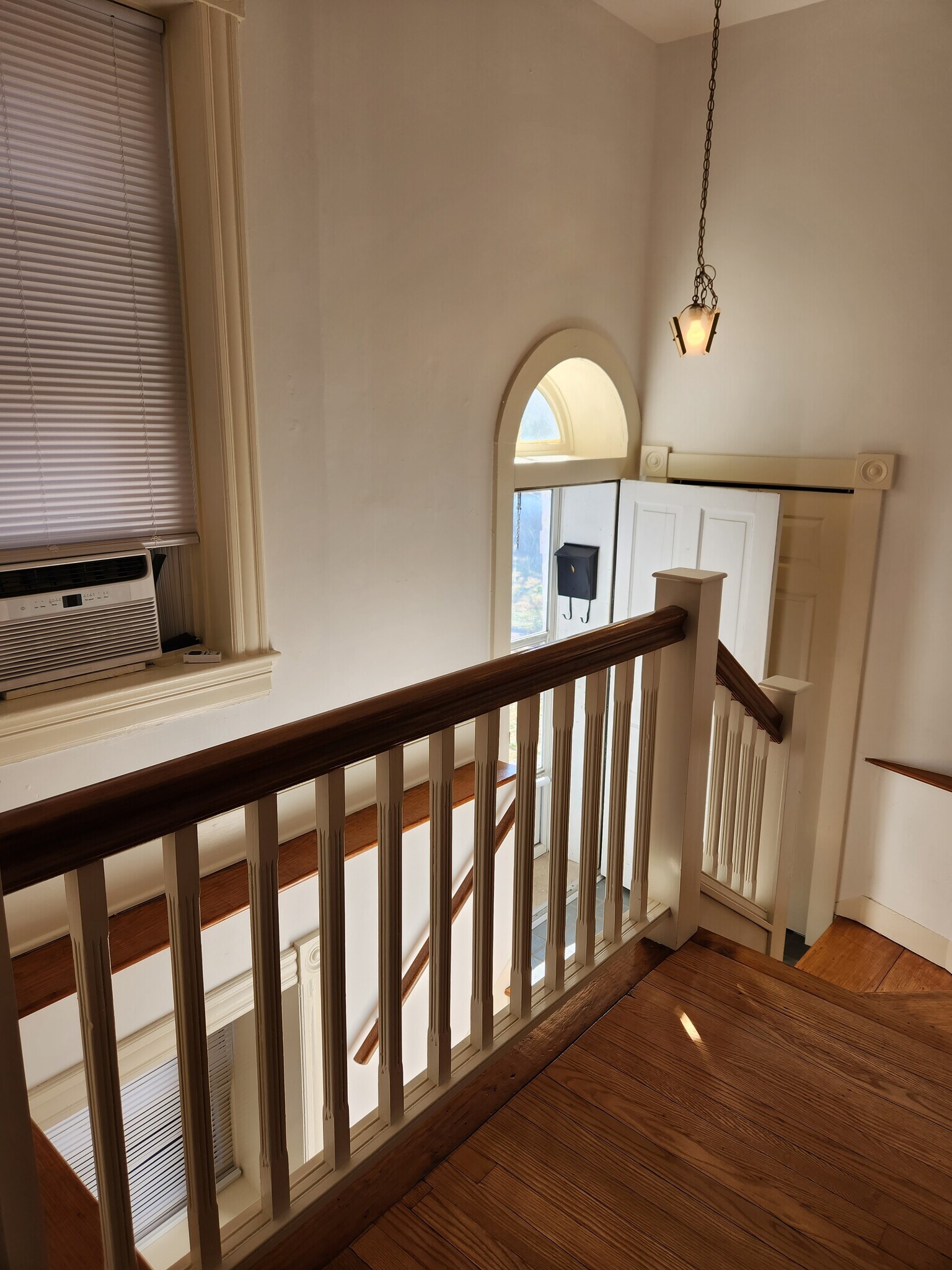 Building Photo - 125 Peyton St