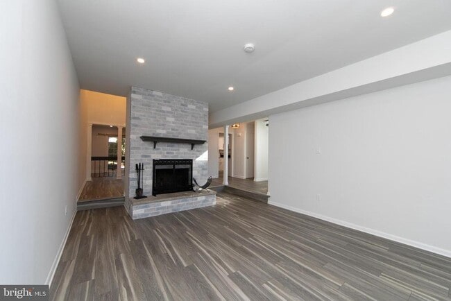 Building Photo - 363 Barton Run Blvd