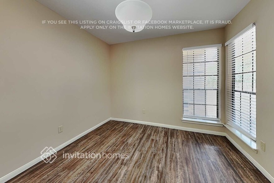 Building Photo - 12514 Mill Ln Dr