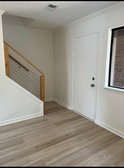 Building Photo - 36 Country Pl Ct