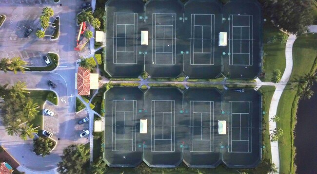 Building Photo - 2861 Livingston Ln