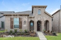 Building Photo - 2516 Elm Pl