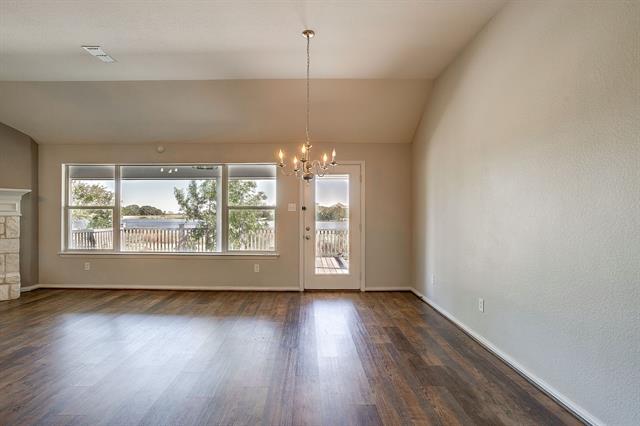 Building Photo - 3025 Shoreline Dr