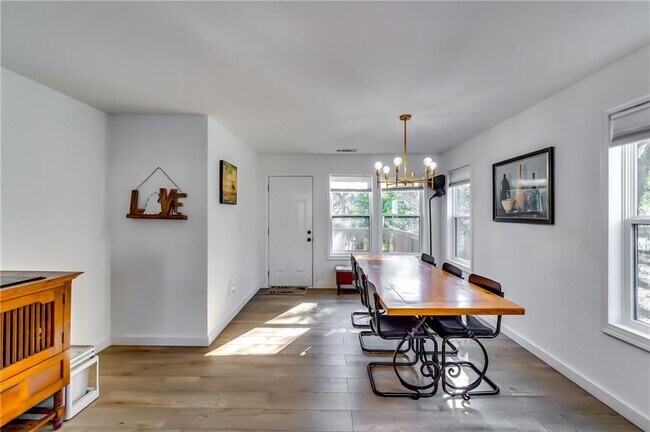 Building Photo - 2508 Connally Dr