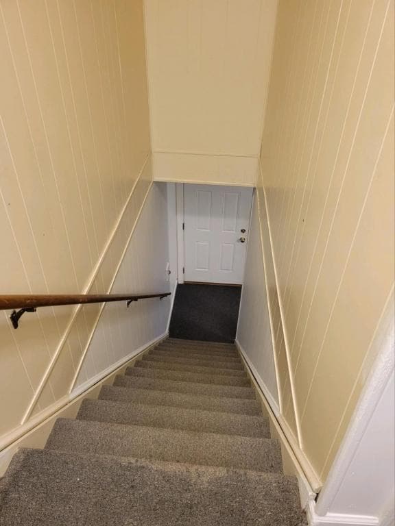 Building Photo - 55 Woodcott Rd