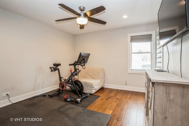 Building Photo - 546 E Windgate Ct