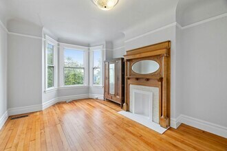 Building Photo - 263-267 South Van Ness Avenue, Unit 265