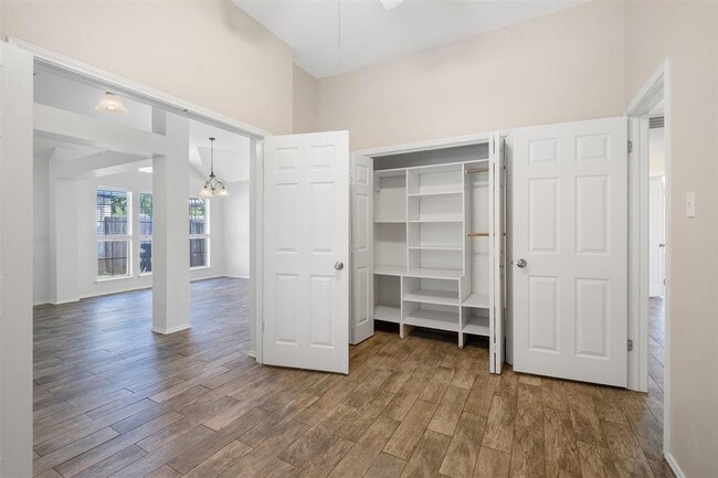 Building Photo - 119 Tanner Cir