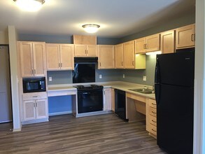 Spacious Kitchens - Coral Ridge Senior (55+) Apartments
