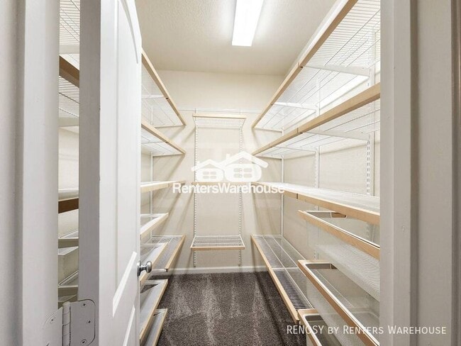 Building Photo - 10717 Madden Oaks Pl