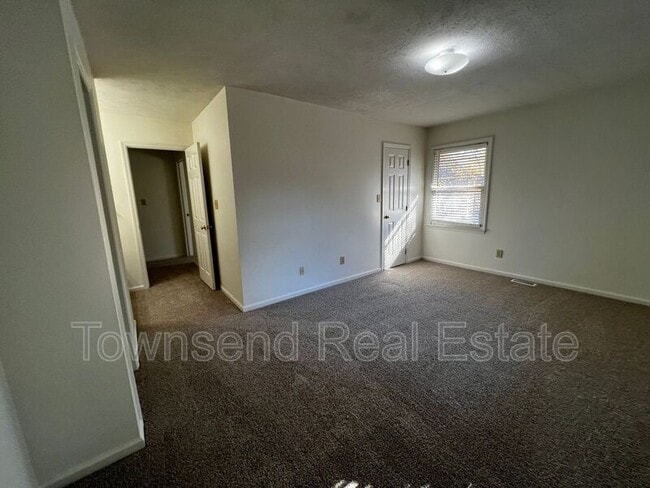 Building Photo - 1051 Ancestry Dr