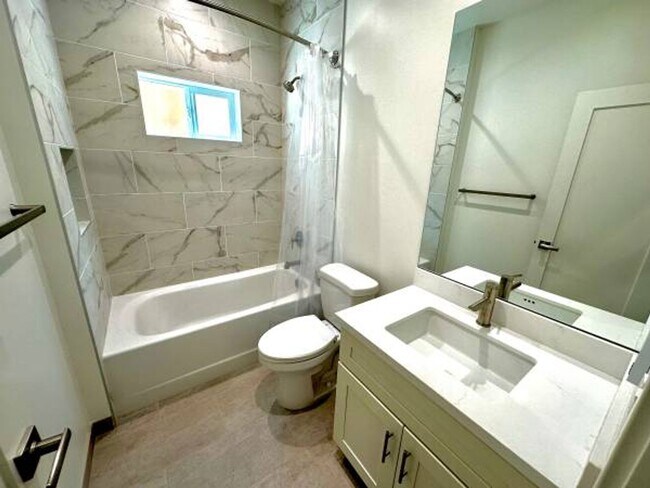 Building Photo - 19241 Carlton Ave