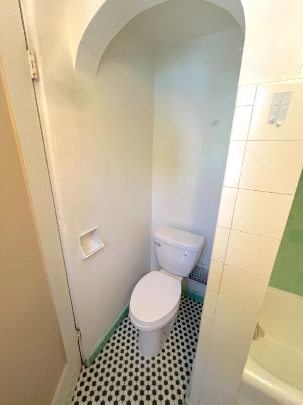 Building Photo - 1056 Euclid Ave