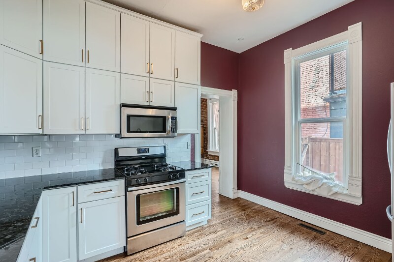 Building Photo - 1148 Mariposa St