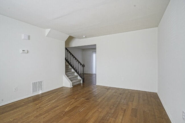 Building Photo - 3312 Larkspur Ct