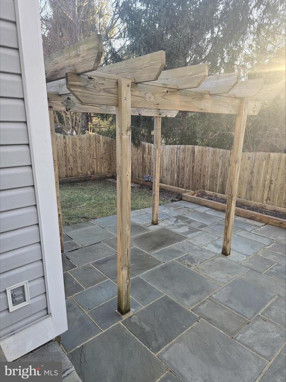 Building Photo - 20323 Swallow Point Rd