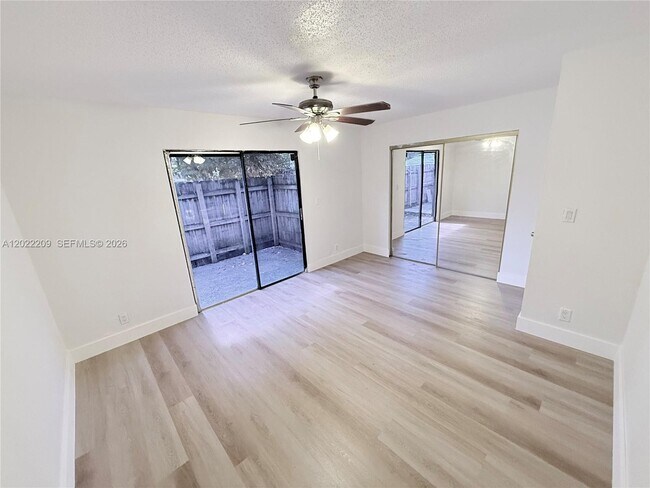 Building Photo - 1309 NW 8th Ave