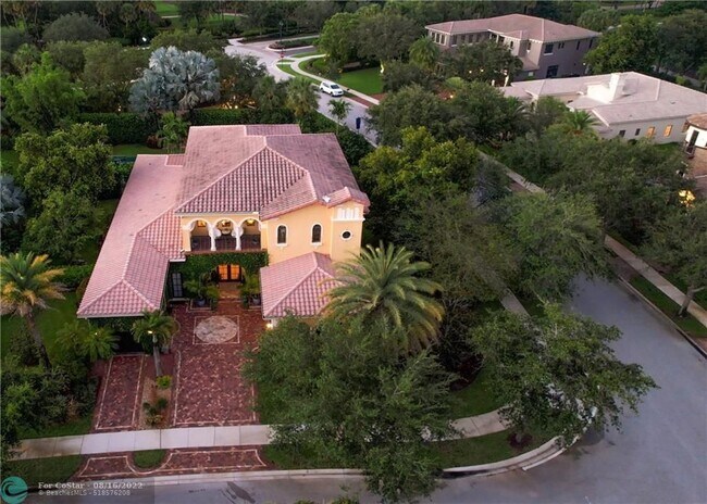 Building Photo - 9937 Rosewood St