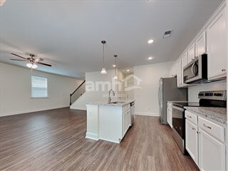Building Photo - 1844 Produce Ln