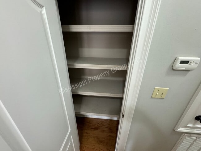 Building Photo - 3BR/3BA For Rent