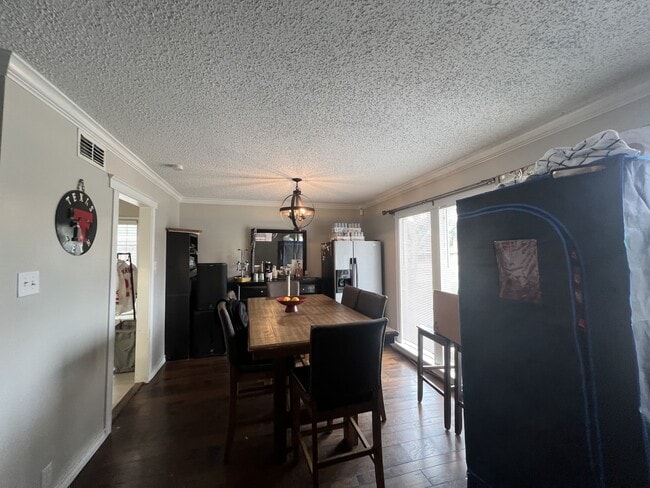 Building Photo - 3101 26th St