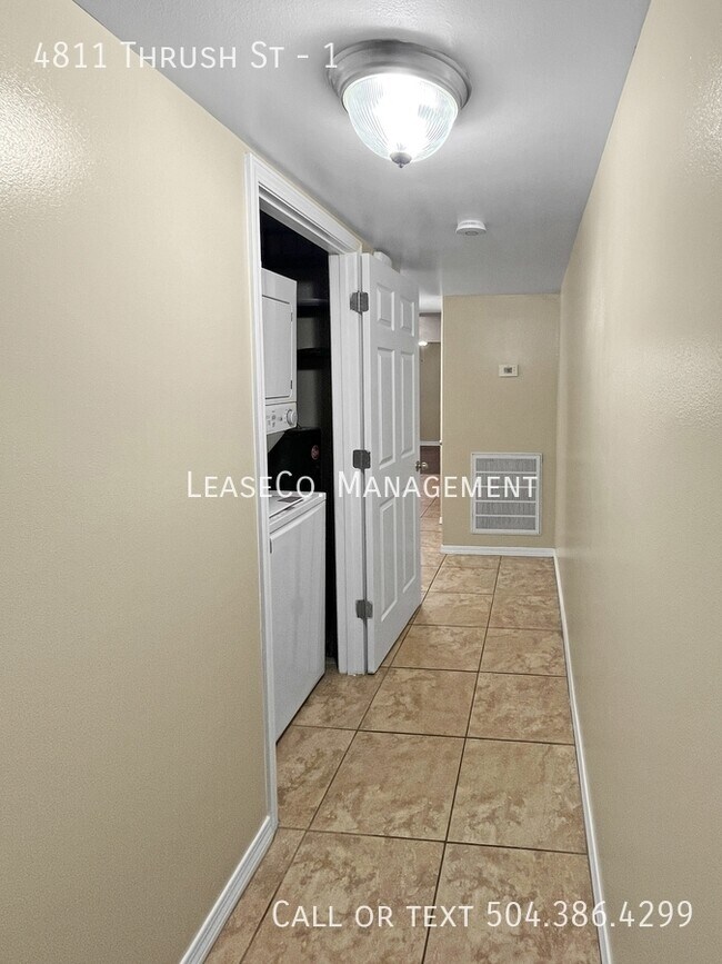 Building Photo - 4811 Thrush St