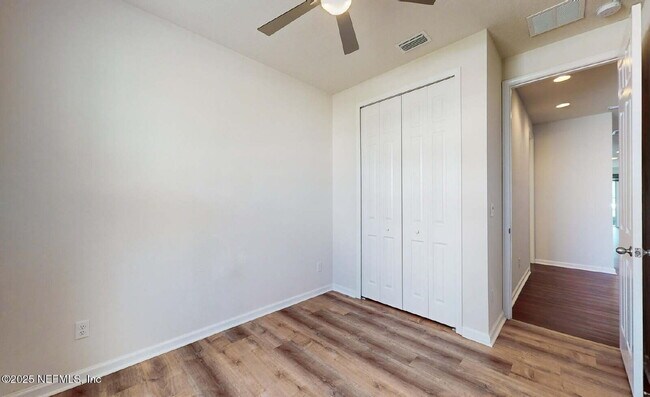 Building Photo - FOR RENT: 3BR 3BA SINGLE FAMILY HOUSE - Modern Greyhawk Retreat with Pond Views, Flex Space & Res...