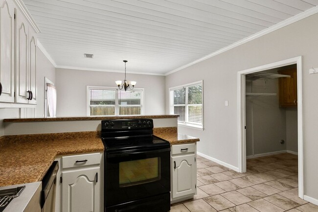 Building Photo - 4310 Revere Way
