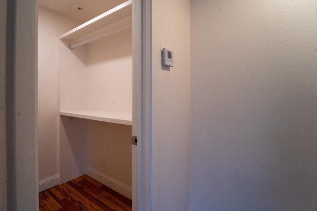 Building Photo - 4 Artillery Ln
